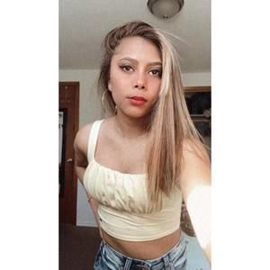 Meet your Posher, Kathia